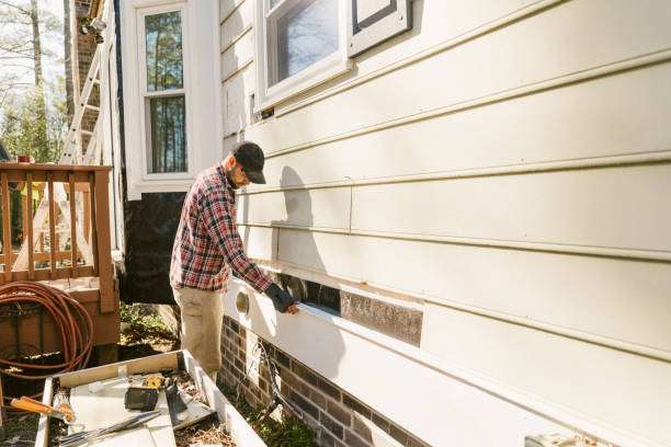 Trusted Storm Damage Siding Repair service in Mount Vernon, IL - Creative Siding